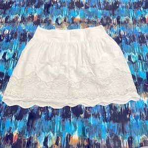 White Floral Lace Mini Skirt, Junior’s Medium